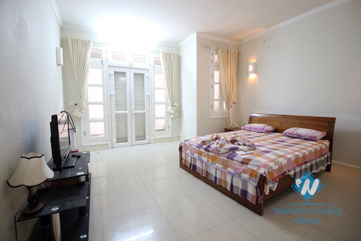 A good house with fully furnished for rent in Ciputra area